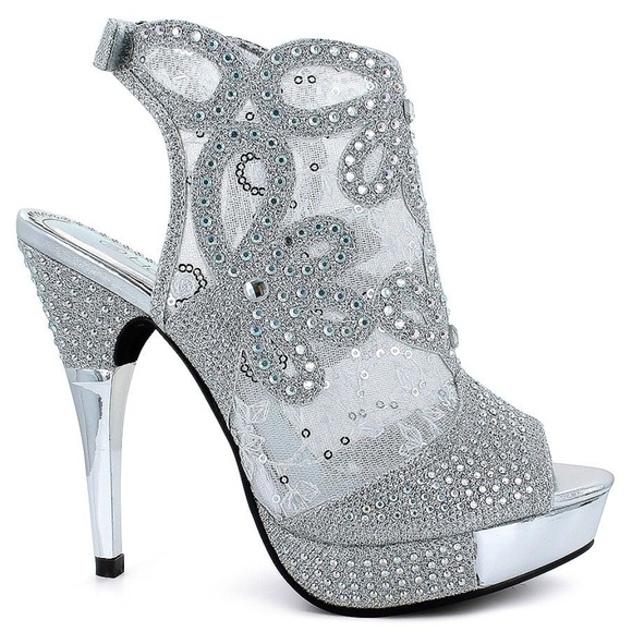 Shoes - Size 12 High Heel Shoe